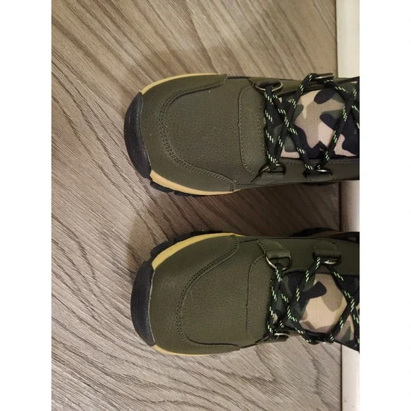 Womens Fashion Camouflage Sport Winter Snow Boots Fur Lined Size 6.5 - Picture 3 of 8